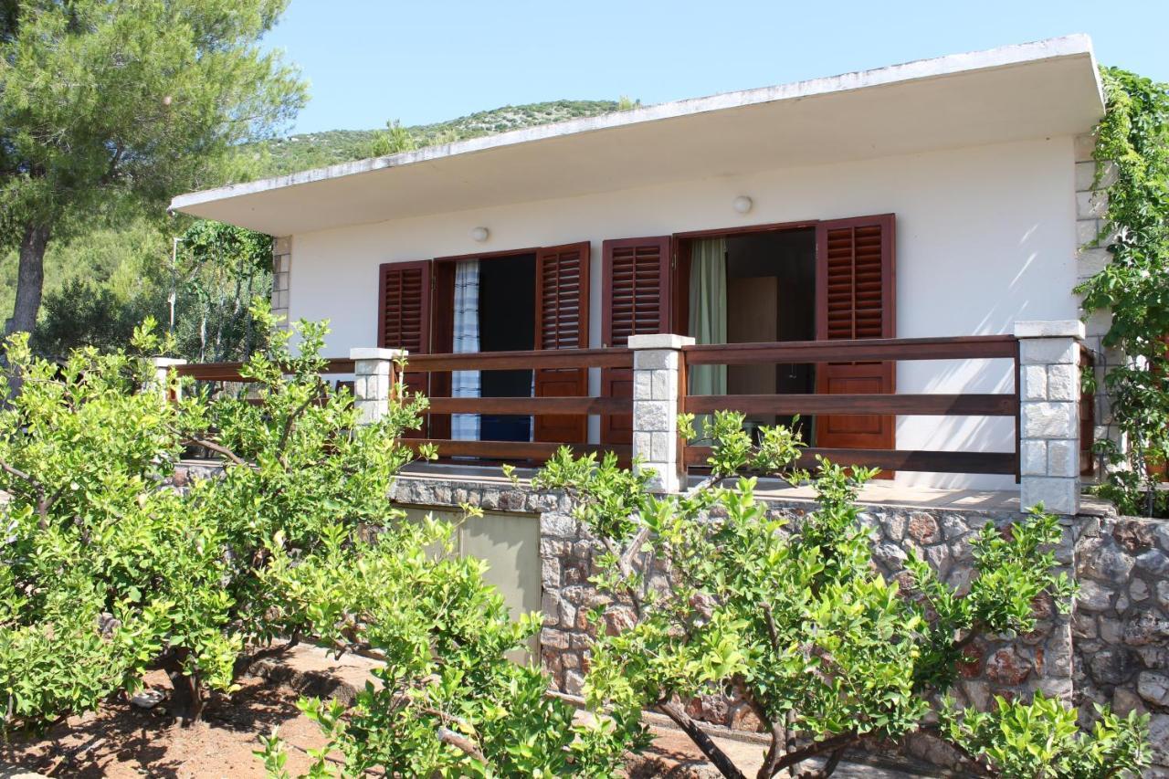 ילסה Seaside Secluded Apartments Zavala, Hvar - 15357 מראה חיצוני תמונה